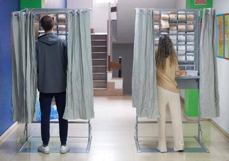 La Junta Electoral otorga la mayoría absoluta al PNV en Derio y el sexto edil a EH Bildu en Erandio